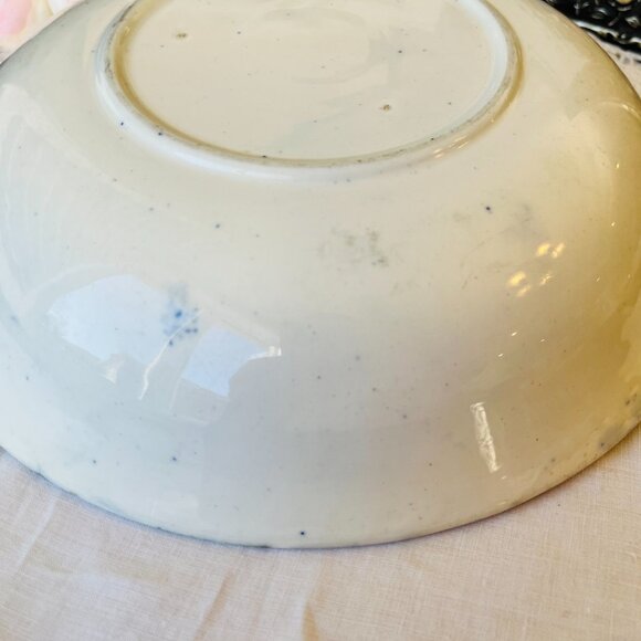 Blue Willow Large Serving Bowl, Unmarked Antique Blue Transferware China - Picture 16 of 16